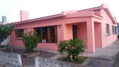 Cómoda Casa En La Paloma