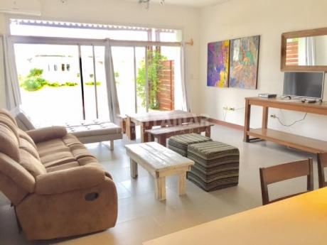 Apartamentos En Manantiales