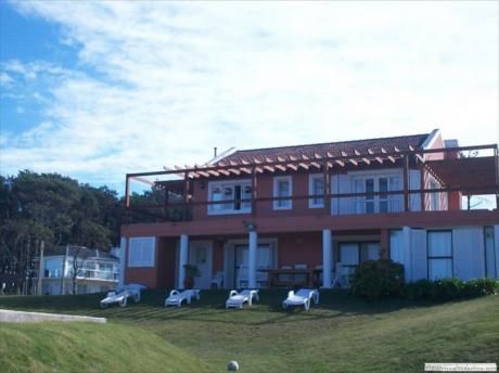 Casa Ariana Entre Montoya Y Manantiales 100 Mts Mar Victoria Y Explorador