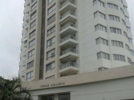 Apartamento En Punta Del Este Mansa Parada 7 - Excelente Estado Y Ubicacion