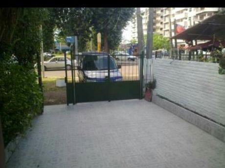 Casa En Alquiler Temporada En Atlántida