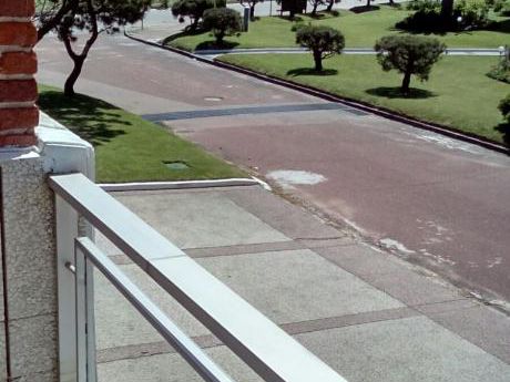 Apartamento Frente A Rambla!