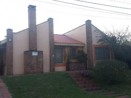 Casa Con Piscina