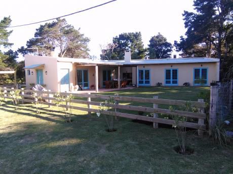 Casa En Pueblo San Vicente, Entre Manantiales Y Jose Ignacio