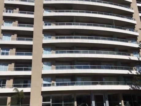 Apto. Impecable Punta Del Este