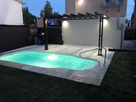 Lujosa Casa A Estrenar Con Piscina En Playa Grande