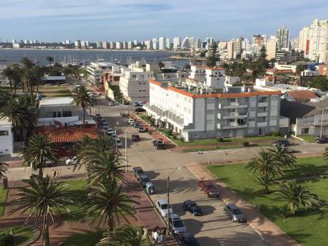 Apartamento Frente Al Faro Punta Del Este