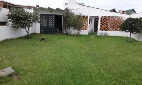 Casa 2 Dormitorios En Peatonal Atrás Del Hotel Cabo De Santa María La Paloma
