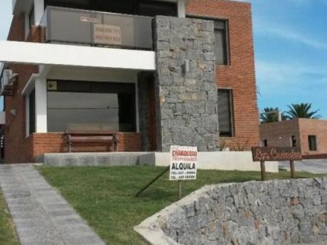 Hermosa Casa En Piriapolis